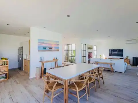 VENTA CASA 5 AMBIENTES AMARRAS PUERTOS DEL LAGO