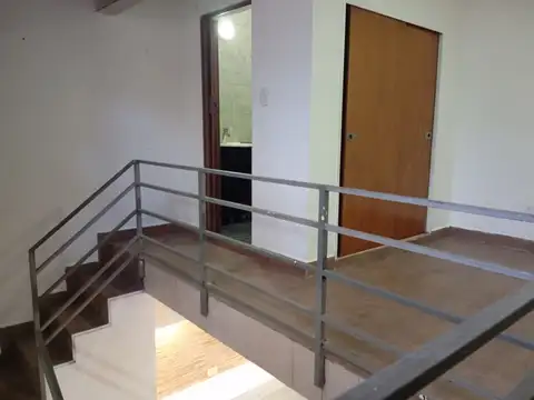 Depto Tipo Casa en Venta de 2 ambientes