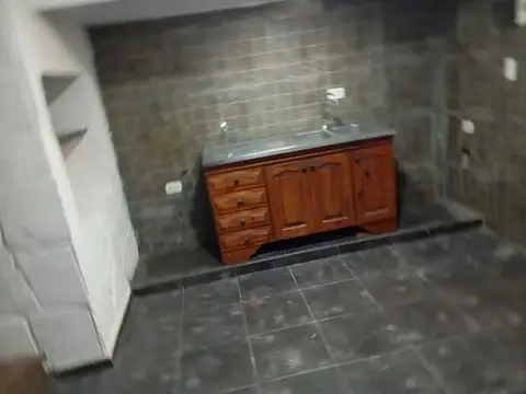 Depto Tipo Casa en Venta 66 años