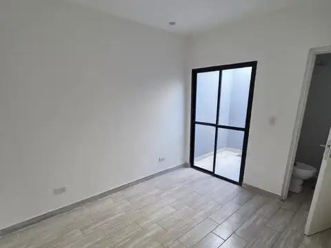 Depto Tipo Casa en Venta de 1 dormitorio