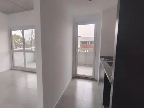 Departamento en Alquiler en Villa Martelli, USD 580