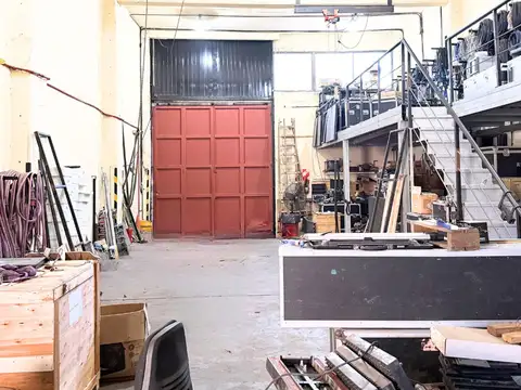 Galpón en Alquiler en Barracas, CABA