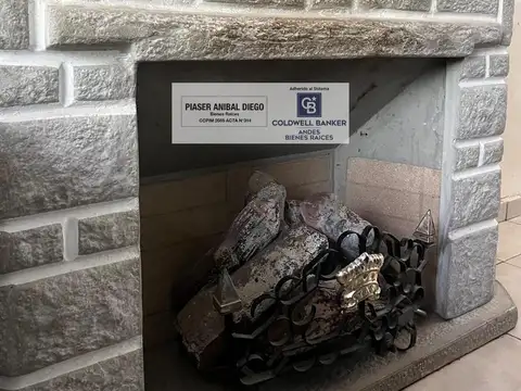 Casa 6 ambientes con 2 baños