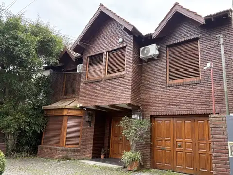 Casa en Alquiler de 4 dormitorios