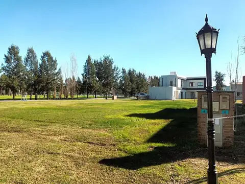 Terreno en Venta en Countries y Barrios Cerrados en San Vicente, USD 60.000