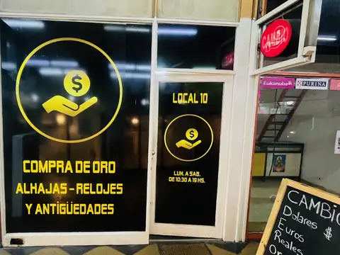 "EXCELENTE UBICACIÓN" CENTENERA 150, GALERIA CENTENERA LOCAL 10 C/ENTREPISO