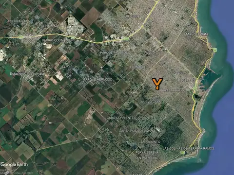 Casa en venta - 2 Dormitorios 2 Baños - 200mts2 - Mar del Plata