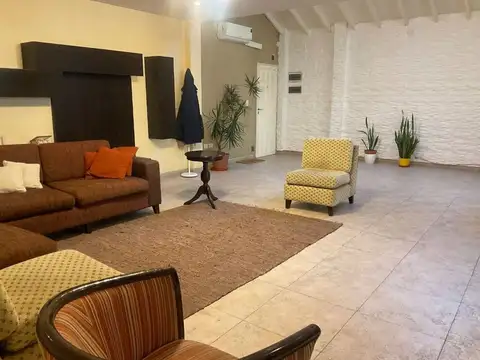 Casa en Venta en General San Martin, USD 184.000