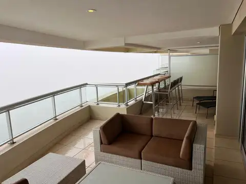 Departamento en Playa Brava
