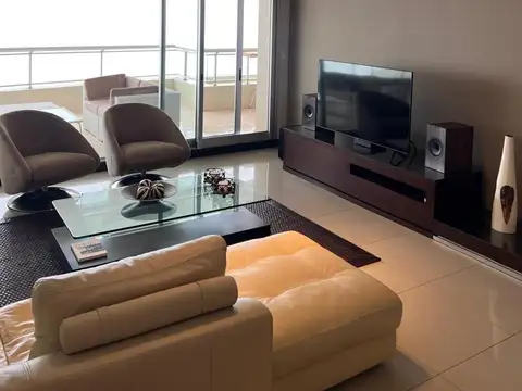 Departamento 6 ambientes con 3 baños