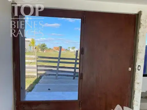 Casa en Venta en Puertos - Barrio Ceibos, USD 330.000