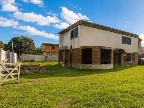 Casa en Venta en Berazategui, USD 100.000