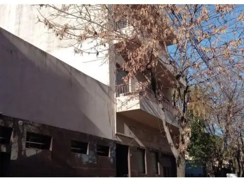 (V/LUGANO, CLÍNICA C/ CONSULTORIOS EXTERNOS)APTO:HOSTEL,GERIATRICO,OSOCIAL/SIMILARES