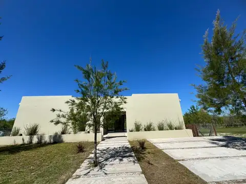 Casa en Venta al Noroeste