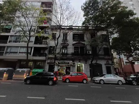Venta de PH 3 ambientes con dependencia y terraza en Flores