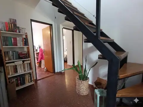 Depto Tipo Casa en Venta 44 años