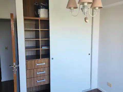 Departamento en Alquiler con 1 cocheras