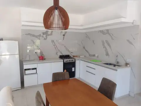 VENTA CASA EN BARRIO ESCOBAR 2 DORMITORIOS CORDOBA