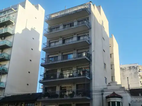 Av. Nazca y P.Lozano -4 Ambientes Cochera y Balcón terraza