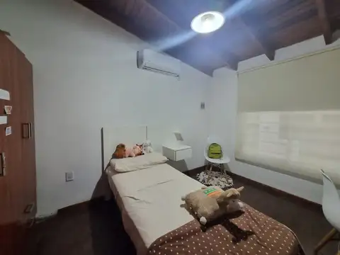 CASA EN VENTA EN BRAGADO CON PILETA