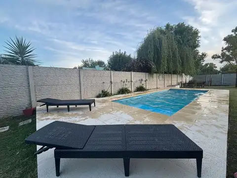 CASA EN VENTA EN BRAGADO CON PILETA