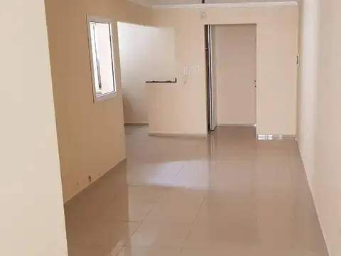 Independencia 300, proximo a Facultad de Derecho