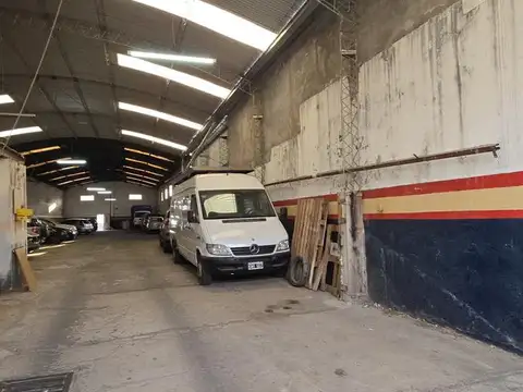 Galpon en Venta 12  mts Frente