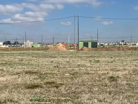 CUESTAS DE MANTANTIALES LOTE CENTRAL EN VENTA