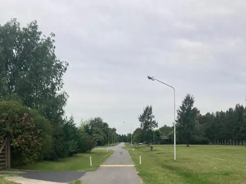 Terreno en Venta en Country El Paraíso, USD 22.000