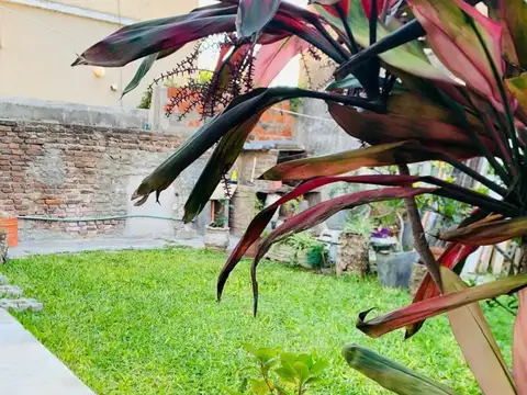 Depto Tipo Casa en Venta de 2 dormitorios