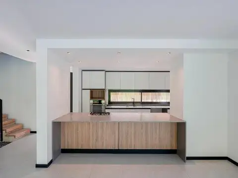 Casa en Alquiler en Portillo Chico, USD 2.500