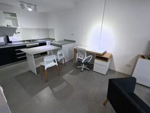 Departamento en Alquiler en Urquiza R, $ 830.000