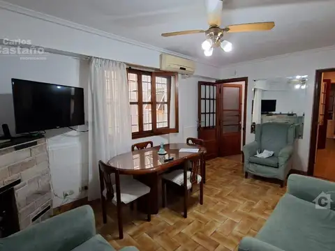 Depto Tipo Casa en Venta de 4 ambientes