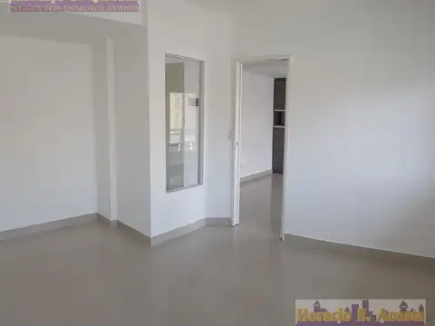 Departamento en Alquiler en Barrio Parque San Martin, $ 550.000