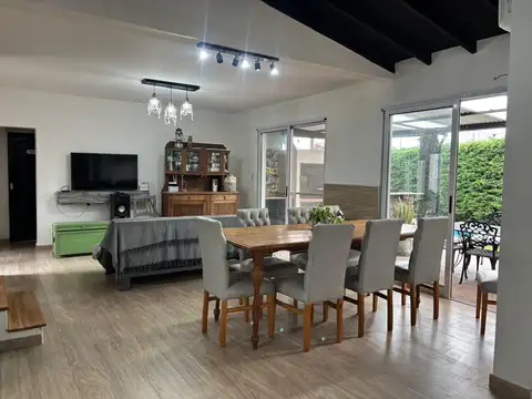 CASA 5 AMBIENTES PILETA SAN EDUARDO PILAR DEL ESTE
