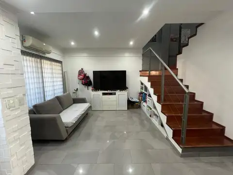 CASA EN VENTA - APTO CRÉDITO BANCARIO