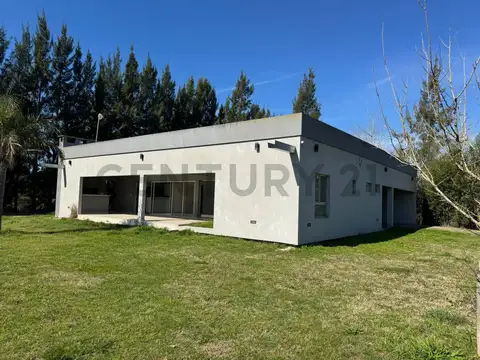 Casa de 3 dormitorios en Venta en Etcheverry