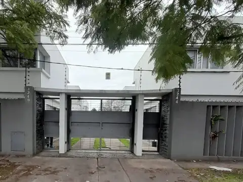 Departamento en alquiler c/ cochera en La Plata