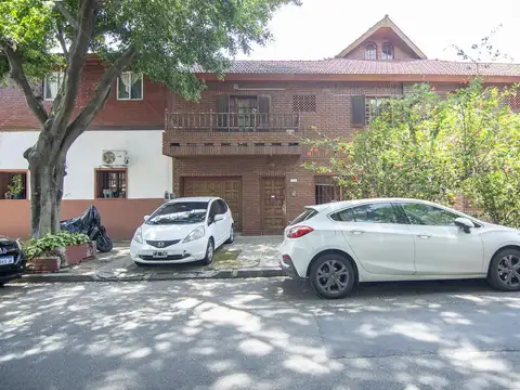 Depto Tipo Casa en Venta con 1 cocheras