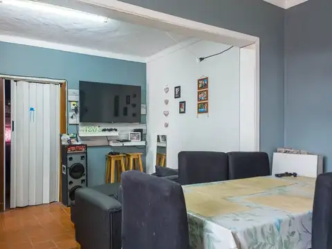 CASA 3 UNIDADES EN BLOCK VENTA C/ LOCAL EN QUILMES