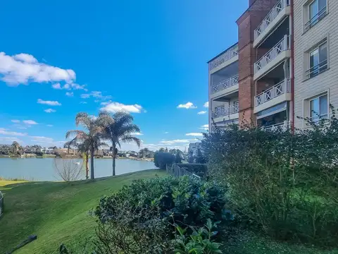 Av de los Lagos al 6500