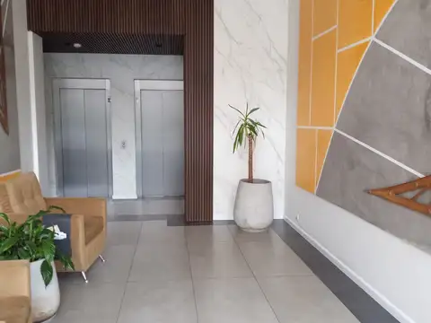 Machado 1000, Piso 6
