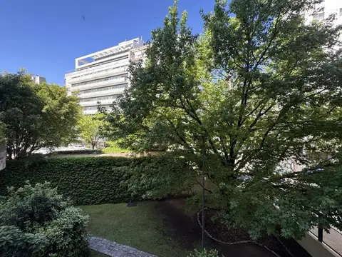 Oficina en Alquiler al Este