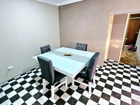 Depto Tipo Casa 3 ambientes con 2 baños