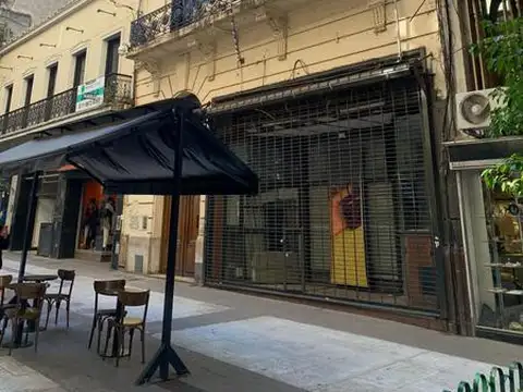 PETIT HOTEL en calle Florida junto al Plaza Hotel, opción solo local comercial