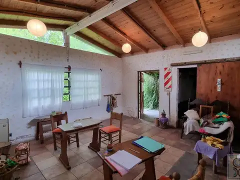 Hermoso lote con Construcción en venta sobre la calle Polonia, Barrio El Falcón, Del Viso, Pilar.