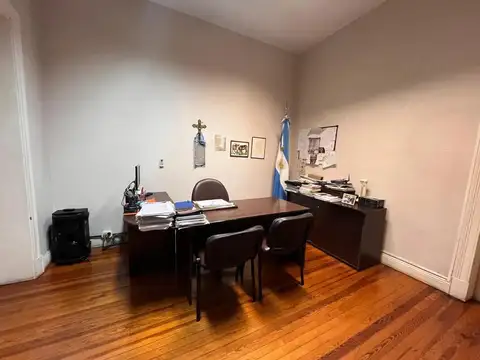 OFICINAS Y LOCAL EN BLOCK VENTA  RAMOS MEJIA CENTRO.