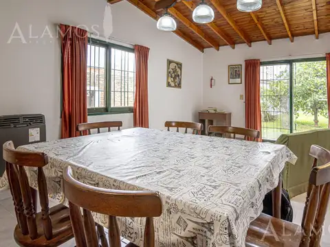 CASA EN VENTA  EN VILLA LUZURIAGA