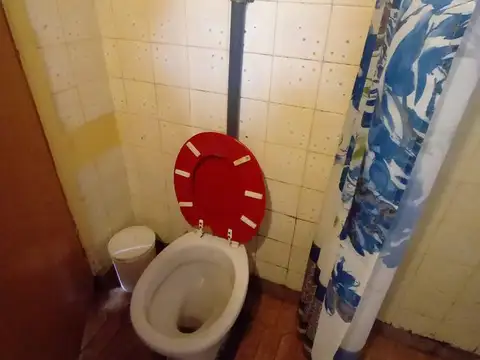 Casa 2 ambientes con 1 baño