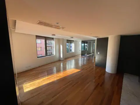 Venta Departamento de 2 Ambientes en Puerto Madero